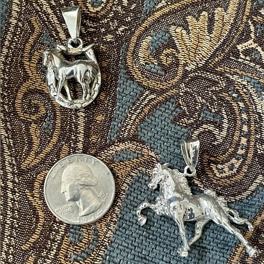 Two Silver Horse Pendants / Slides - Picture 6 of 6